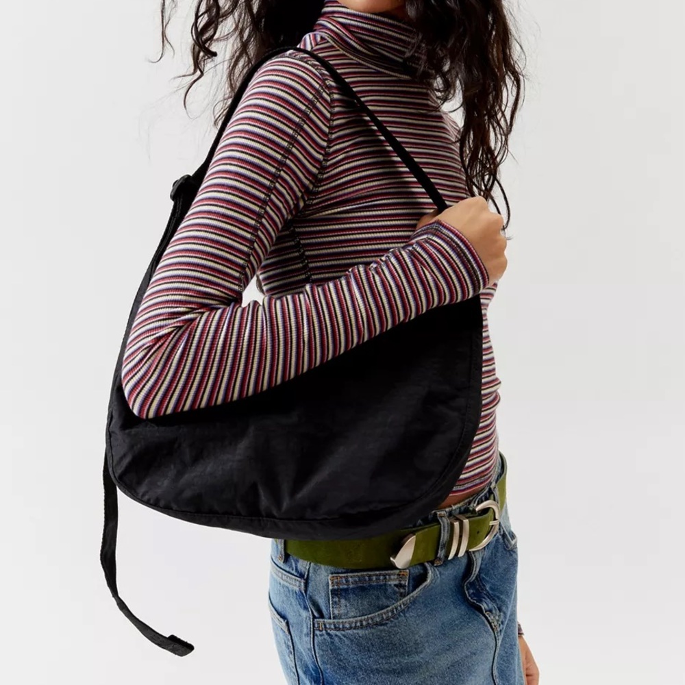 BAGGU crescent bag (medium/black)